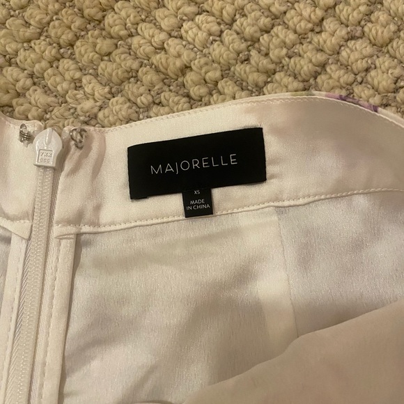 Majorelle floral shorts with tie- never worn! Size XS! - Picture 3 of 5